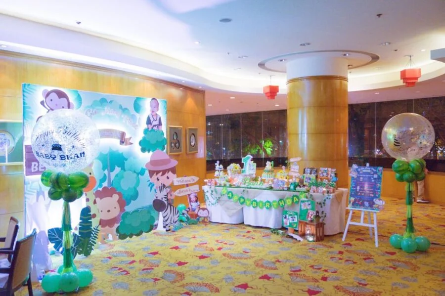 dich-vu-sinh-nhat-be-trai-1-tuoi-tai-nha-hang dịch vụ sinh nhật bé trrai một tuổi tại nhà hàng