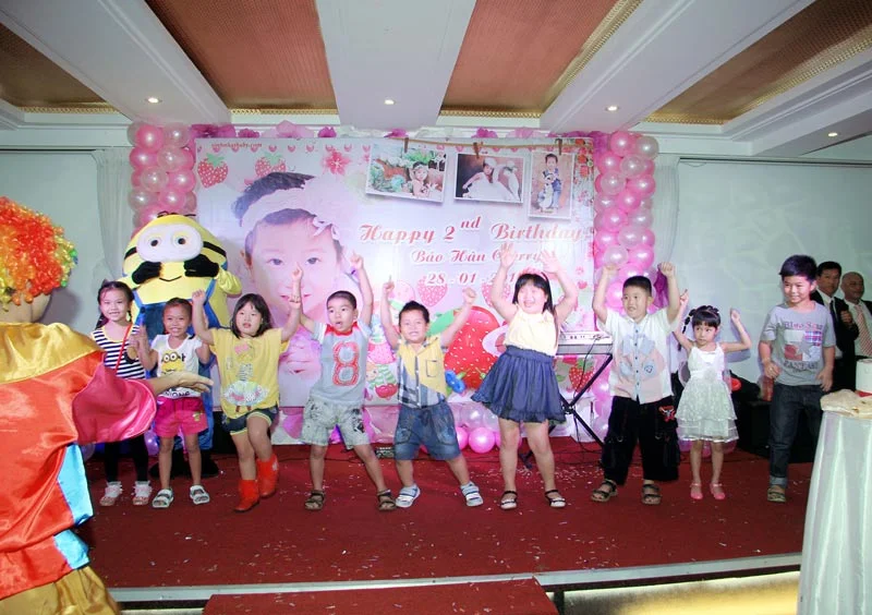 to-chuc-mung-sinh-nhat-be tổ chức mừng sinh nhật bé