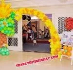 Biểu diễn ảo thuật trong tiệc sinh nhật