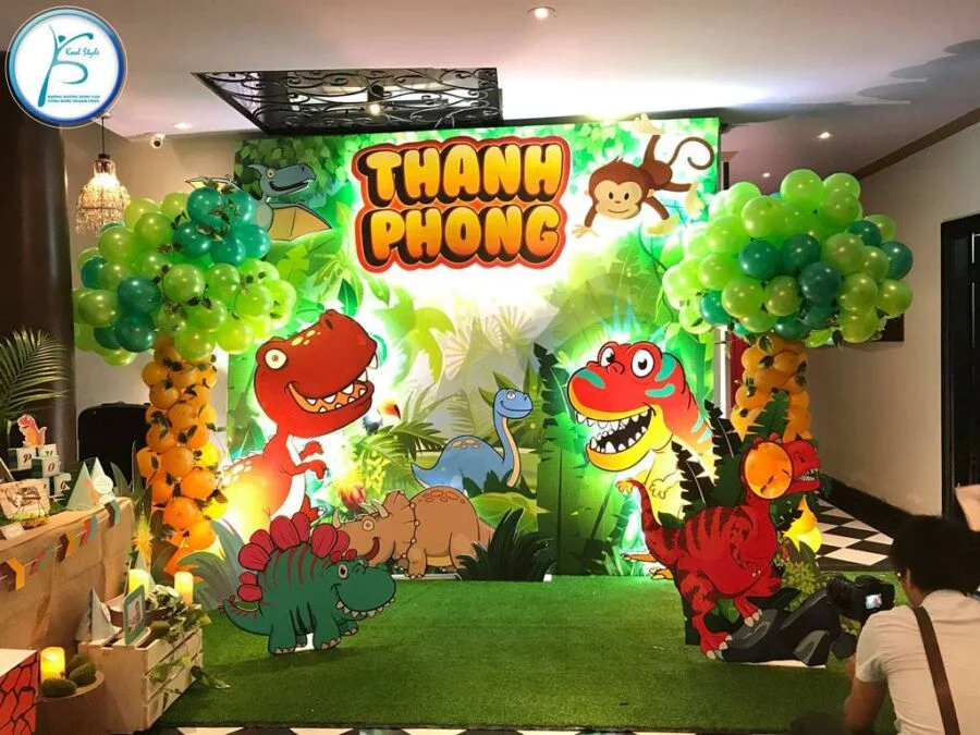 trang-tri-thoi-noi-be-trai-chu-de-rung-xanh trang-tri-thoi-noi-be-trai-chu-de-rung-xanh