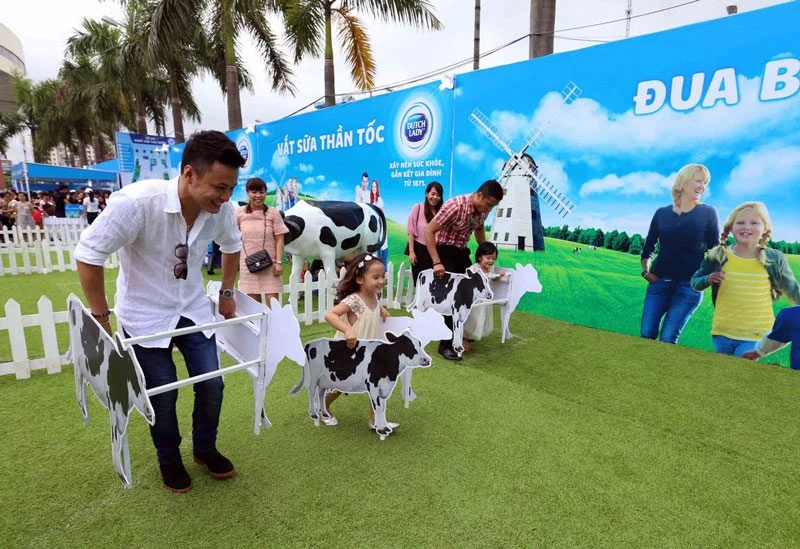 tro-choi-ngay-hoi-gia-dinh-vui-nhon-1 Trò chơi ngày hội gia đình vui nhộn