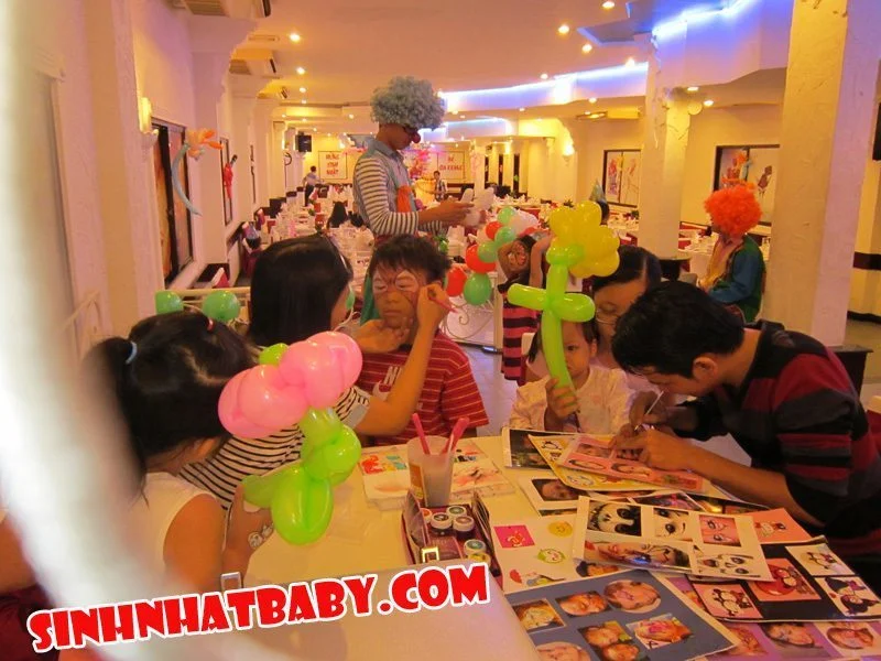 Vẽ mặt nghệ thuật
