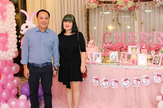 ban-thoi-noi-be-gai-kitty bàn thôi nôi bé gái
