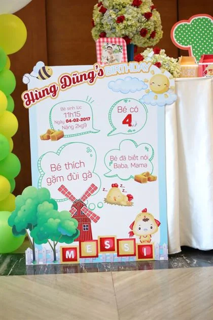 bang-ten-be-trang-tri-thoi-noi-be-ga-trong-nong-trai Bảng thông tin bé gà dễ thương