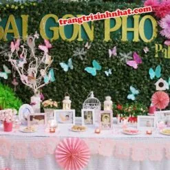 Trang Trí Bàn Lưu Niệm chủ đề Bé Gái