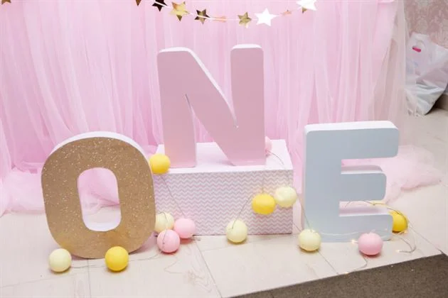 bo-chu-one-tone-mau-pastel-de-thuong Bộ chữ ONE màu hồng pastel dễ thương
