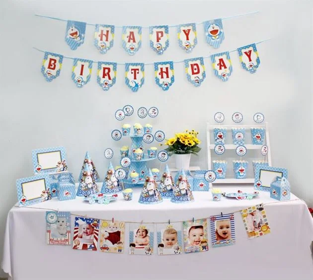 Bộ phụ kiện sinh nhật Doraemon