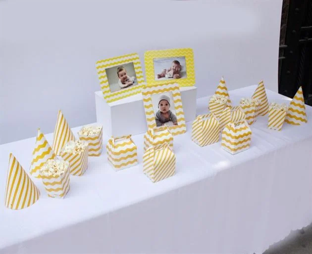 bo-phu-kien-sinh-nhat-thoi-noi-be-trai-mau-vang-zigzag Bộ phụ kiện sinh nhật thôi nôi bé trai màu vàng zigzag