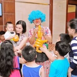 Dịch vụ chú hề tạo hình bong bóng