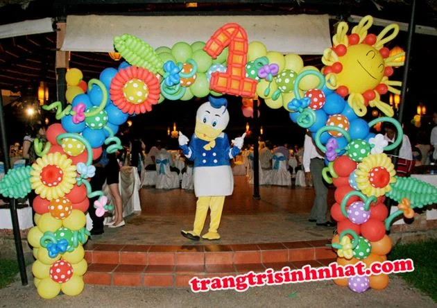 trang trí cổng bong bóng