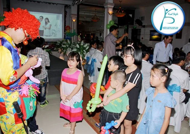 dich-vu-chu-he-bong-bong Dịch vụ chú hề bong bóng