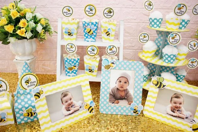 full-set-be-ong-mau-xanh-min-vang-trang-tri-ban-tiec-sinh-nhat-de-thuong Trang trí bàn tiệc dễ thương
