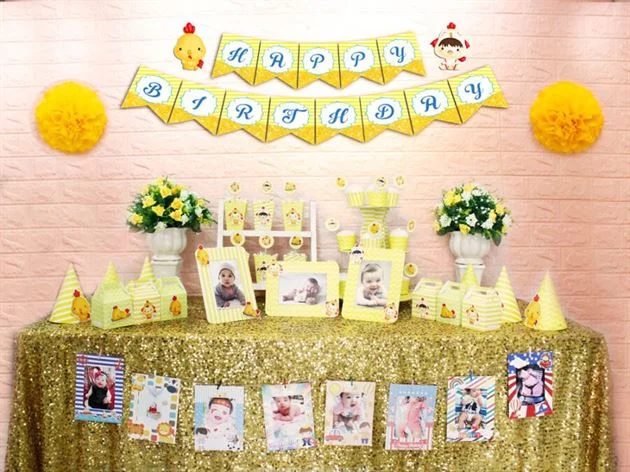 full-set-phu-kien-sinh-nhat-be-ga-trai-mau-vang-hoang-gia Full set bé trai tuổi gà màu vàng hoàng gia