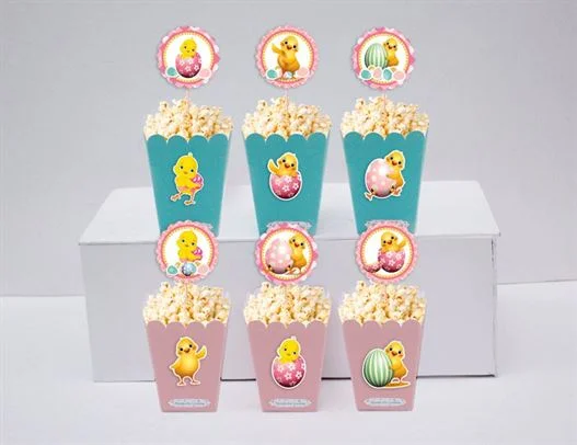 hop-dung-bap-rang-bo-be-gai-tuoi-ga-mau-hong-xanh-min Hộp đựng bắp rang bơ bé gái tuổi gà màu hồng xanh min