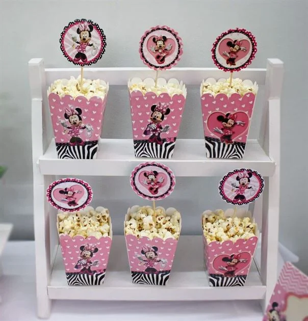 hop-dung-bap-rang-bo-sinh-nhat-minnie hộp đựng bắp rang bơ chủ đề minnie