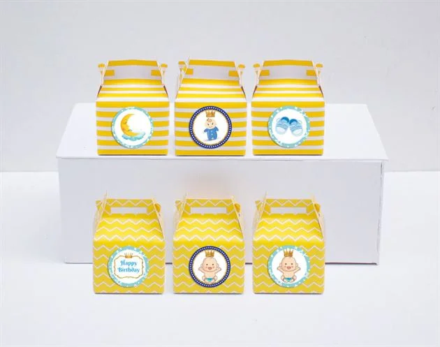 Hộp quà sinh nhật baby boy màu vàng hoàng gia