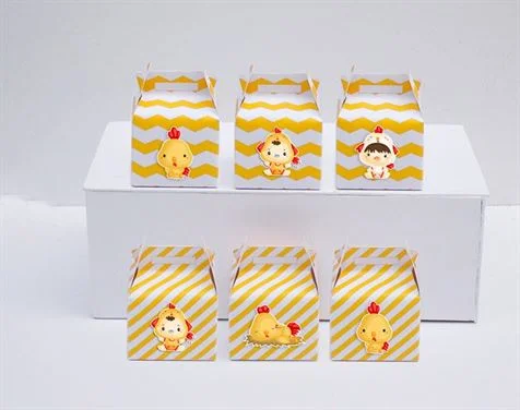 Tem hộp quà sinh nhật bé trai tuổi gà