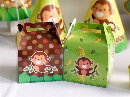 hộp đựng quà bé trai tuổi khỉ