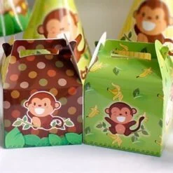 Hộp đựng quà bé trai tuổi khỉ