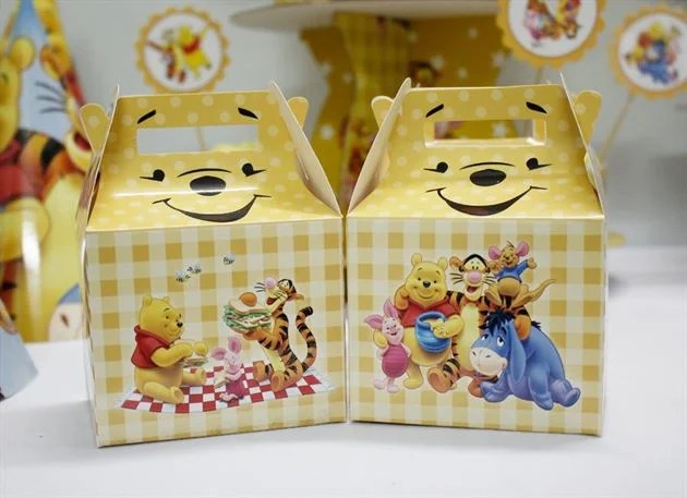 hop-qua-tang-sinh-nhat-gau-pooh hop qua tang sinh nhat gau pooh