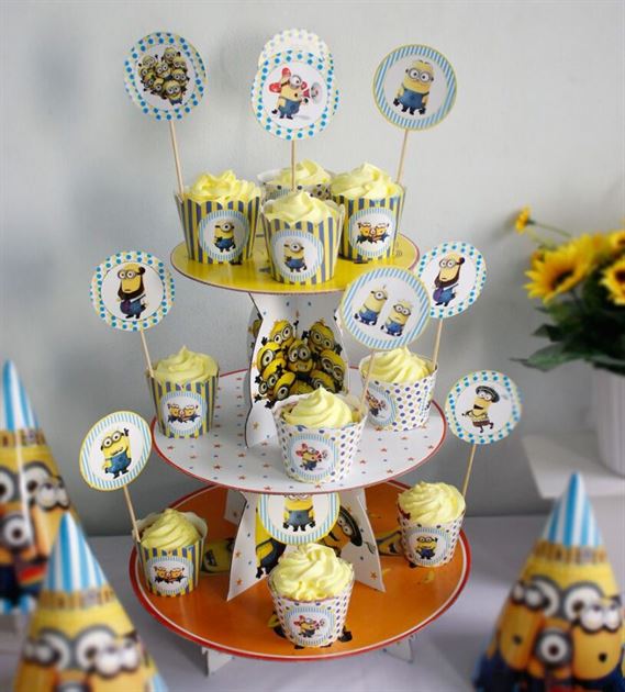 ke banh kem cupcake minion