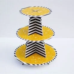 Kệ bánh cupcake màu đen kim tuyến