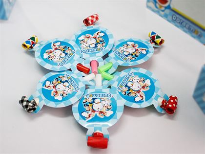 kèn lưỡi sinh nhật Doraemon