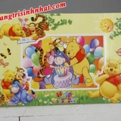 Khung hình sinh nhật đặt bàn chủ đề gấu Pooh