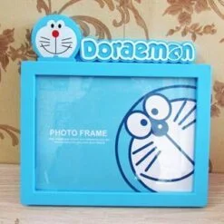 Khung hình đặt bàn trang trí doraemon