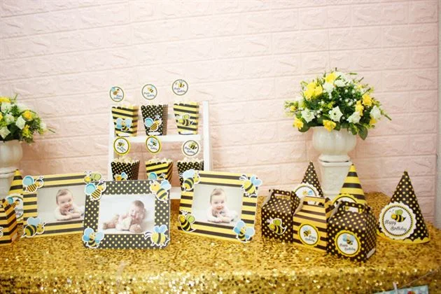 phu-kien-thoi-noi-set-mini-be-ong-mau-vang-den Phụ kiện thôi nôi set mini bé ong