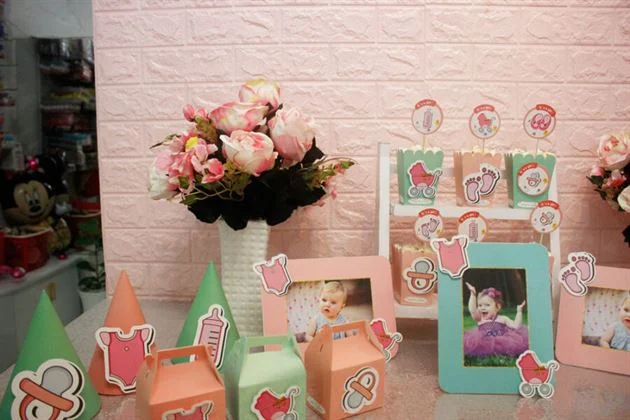 phu-kien-trang-tri-sinh-nhat-cho-be-chu-de-baby-girl-mau-hong-xanh-min Phụ kiện mini set trang trí sinh nhật cho bé gái