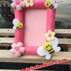 Khung Hình Sinh Nhật Vải Nỉ Ong Vàng