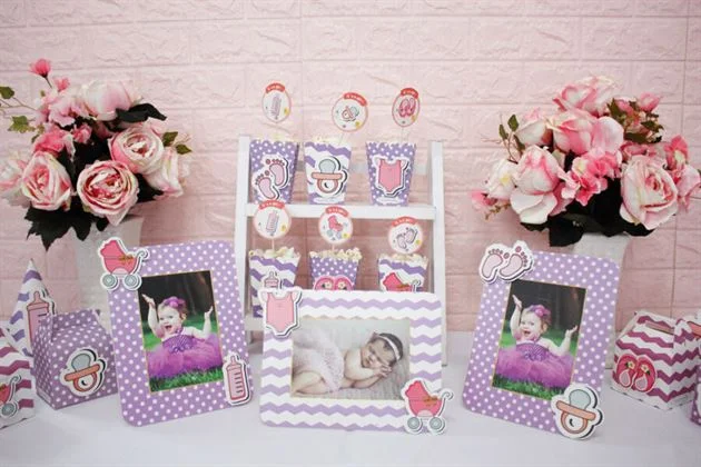 set-mini-chu-de-baby-girl-mau-tim-cham-bi Set mini trang trí sinh nhật bé Baby Girl