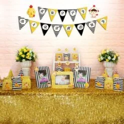 Set phụ kiện sinh nhật bé trai tuổi gà màu đen kim tuyến