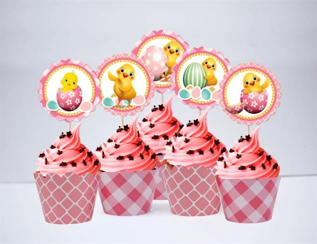 Tem bánh cupcake bé gái tuổi gà