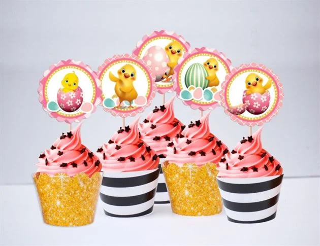 Tem bánh cupcake bé gái tuổi gà
