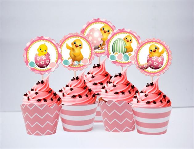 Tem bánh cupcake bé gái tuổi gà màu hồng hoàng gia