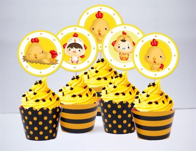 Tem bánh cupcake be trai tuổi gà màu vàng đen