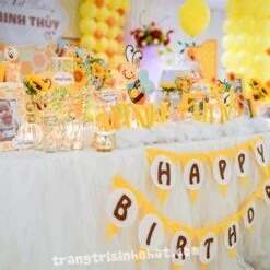 Trang Trí Sinh Nhật Cho Bé Minh Thùy  Chủ Đề Ong Vàng Đáng Yêu