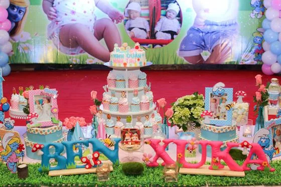 trang tri banh cupcake tren ban sinh nhat