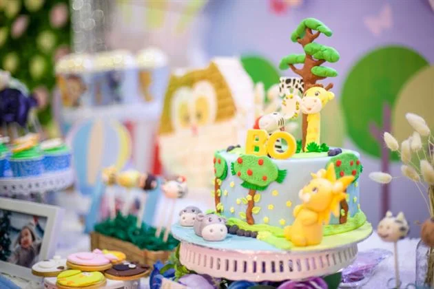 Trang trí bánh kem sinh nhật