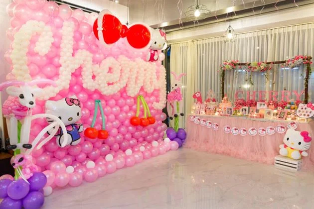 trang-tri-sinh-nhat-cho-be-gai Trang trí sinh nhật bé gái 1 tuổi chủ đề Kitty