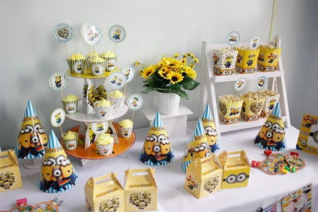 trang-tri-sinh-nhat-chu-de-minion Trang trí bàn sinh nhật chủ đề Minion