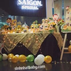 Trang trí tiệc thôi nôi bé trai tuổi khỉ