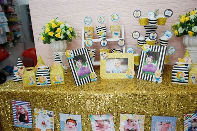 trang-tri-thoi-noi-voi-full-set-baby-boy-mau-den-kim-tuyen Đồ phụ kiện thôi nôi cho bé full set Baby Boy màu đen kim tuyến