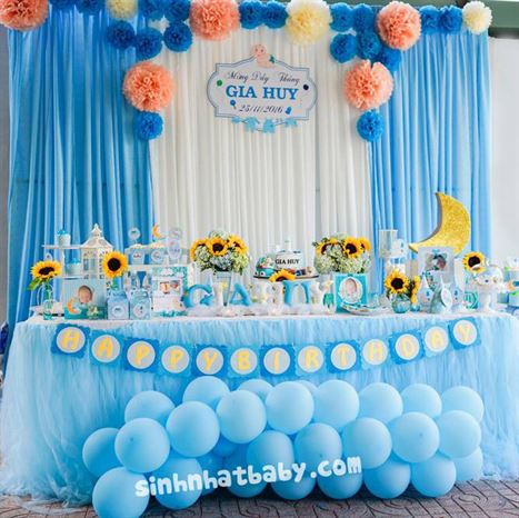 Trang trí backdrop và bàn gallery lưu niệm chủ đề baby boy