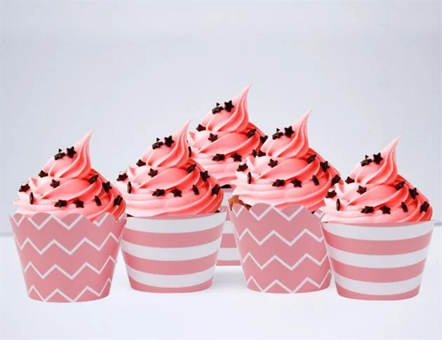 vo-banh-cupcake-mau-hong-hoang-gia Vỏ bánh cupcake màu hồng hoàng gia