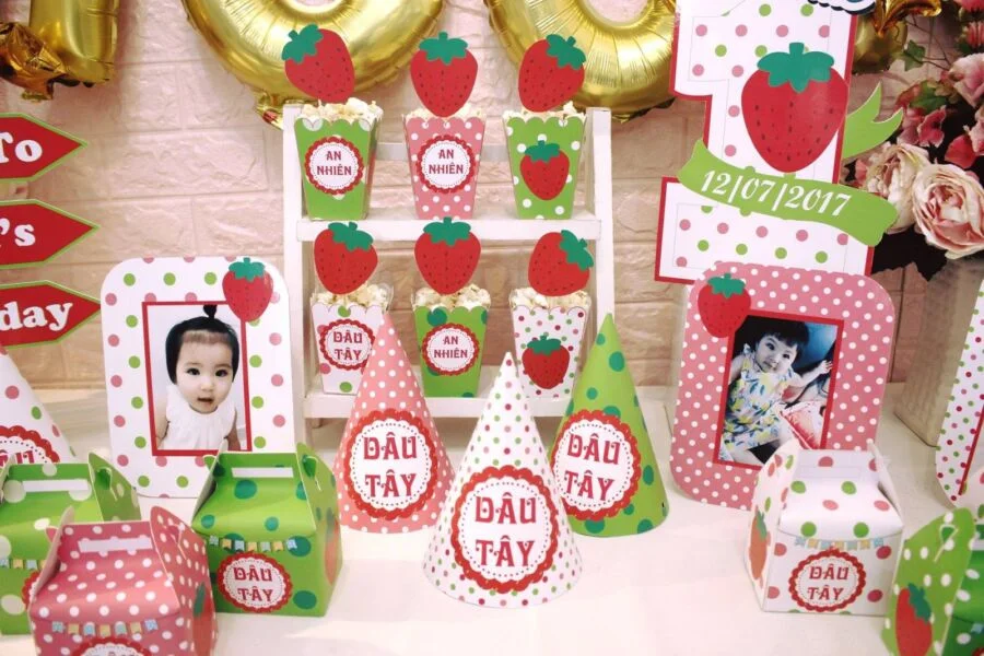 non-sinh-nhat-dau-tay Nón sinh nhật Dâu Tây