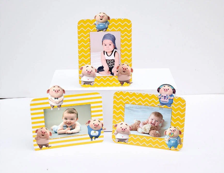 Set khung hình sinh nhật Heo Trai màu vàng hoàng gia