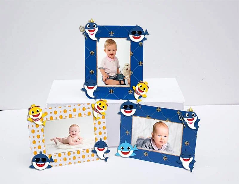 Set khung hình sinh nhật Baby Shark boy màu xanh hoàng gia